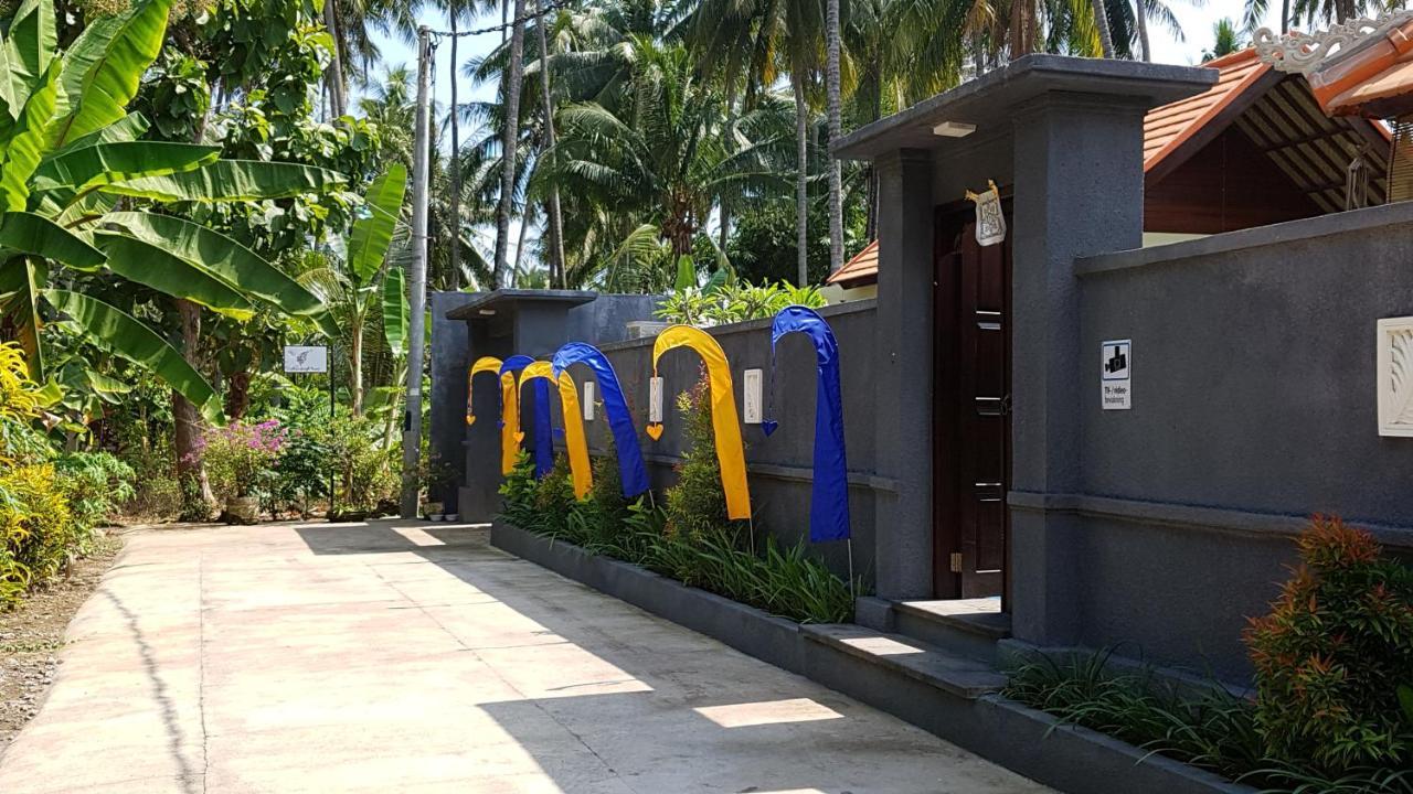Hotel Mias Jungle House à Lovina Beach Extérieur photo